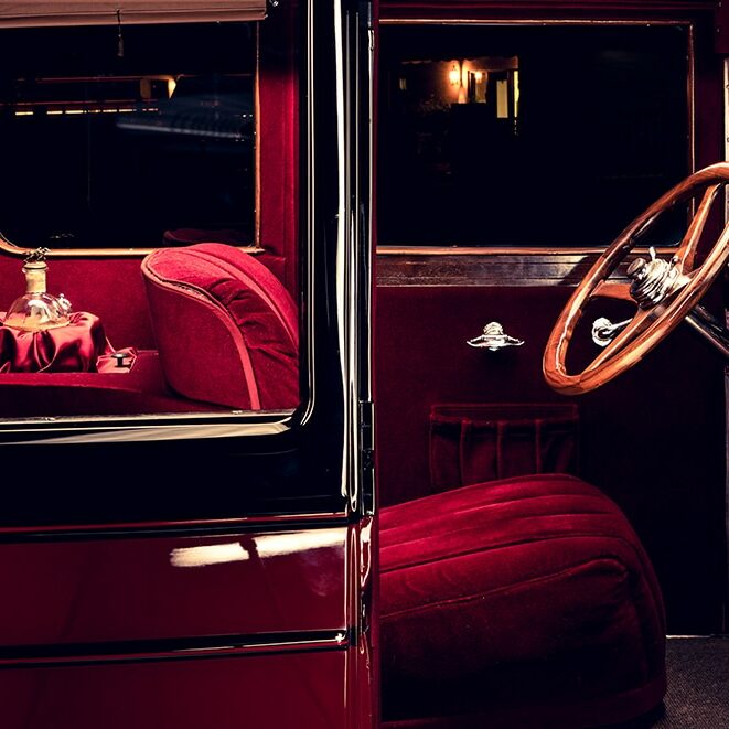 Charly's Garage - Restoration - Fullwidth Details